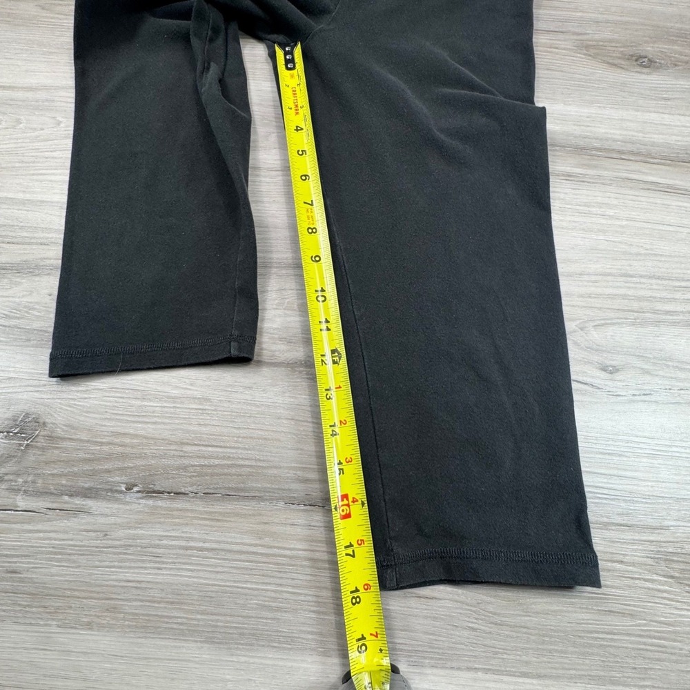 PINK Victoria's Secret Black Leopard Print Foldover Yoga Capri Leggings Womens M - Picture 5 of 12